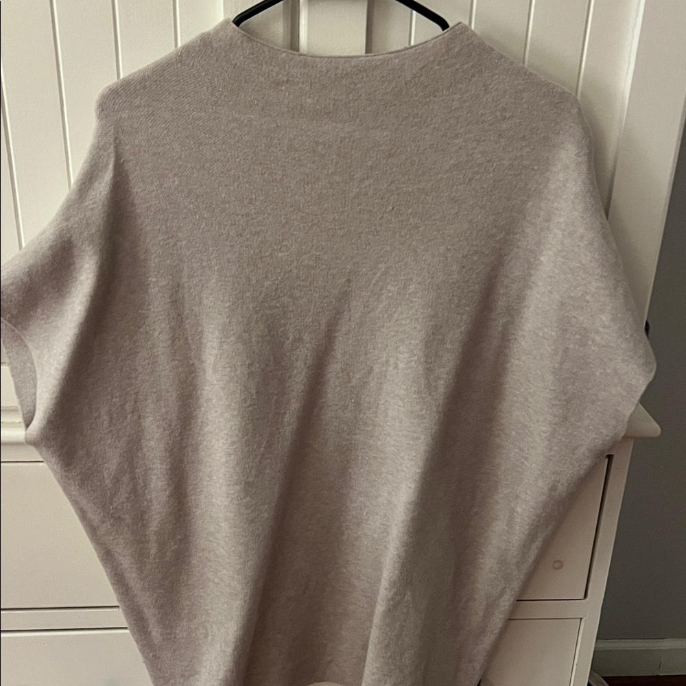 Martha Stewart Gray / taupe Knit Poncho sweater size L
